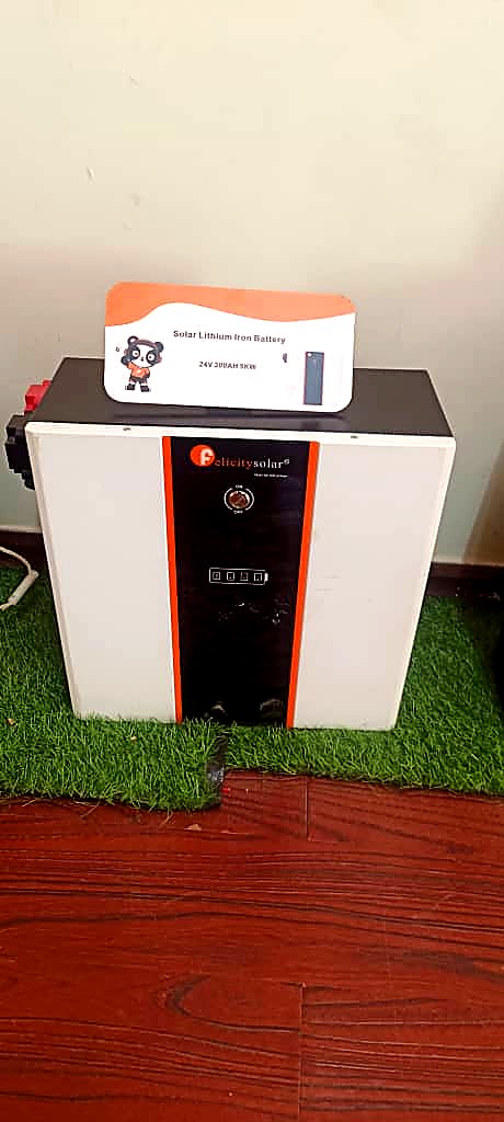 Felicity Solar Lithium Battery view 3